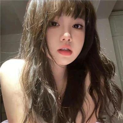 高山上的热气球